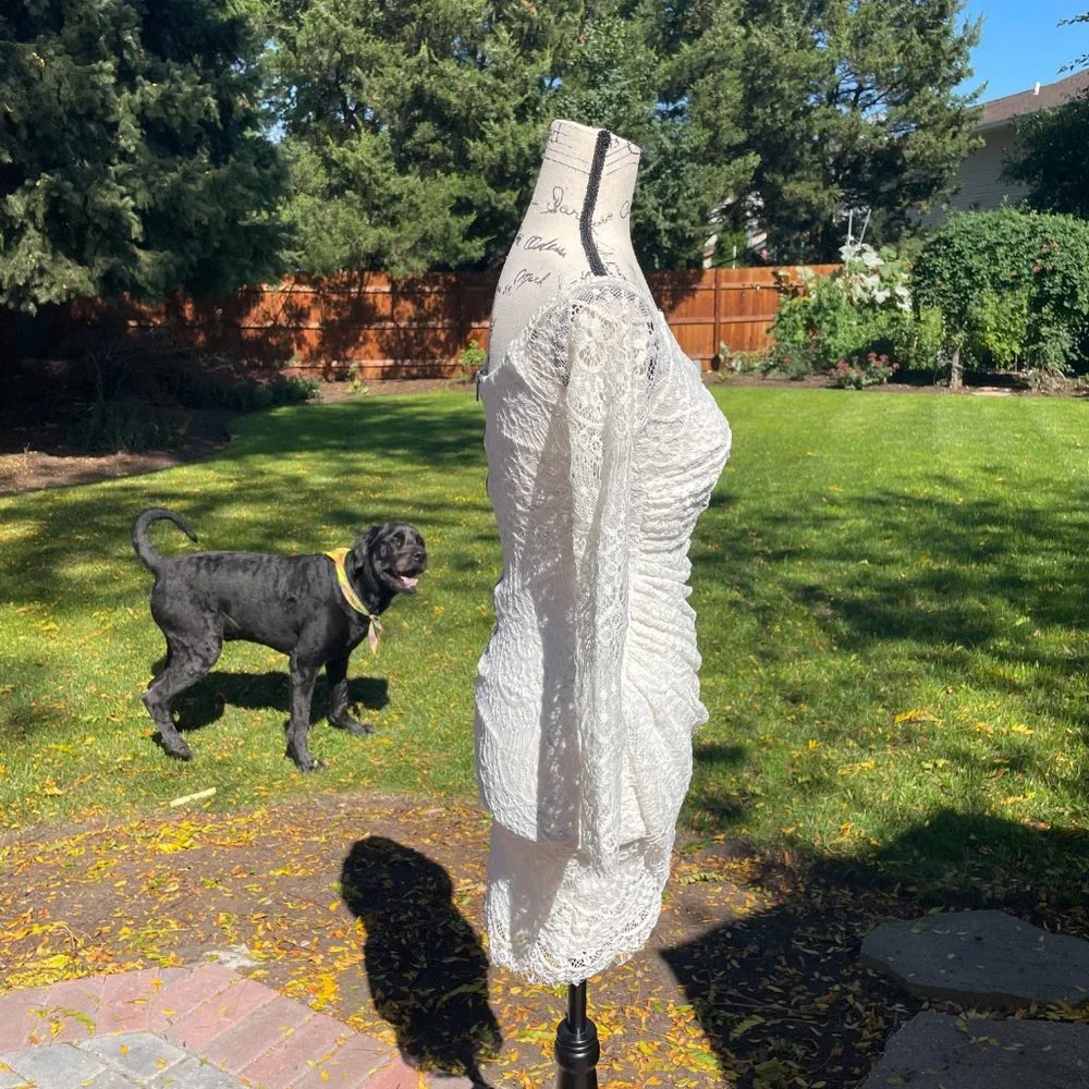 White off the shoulder lace mini dress - Picture 2 of 9